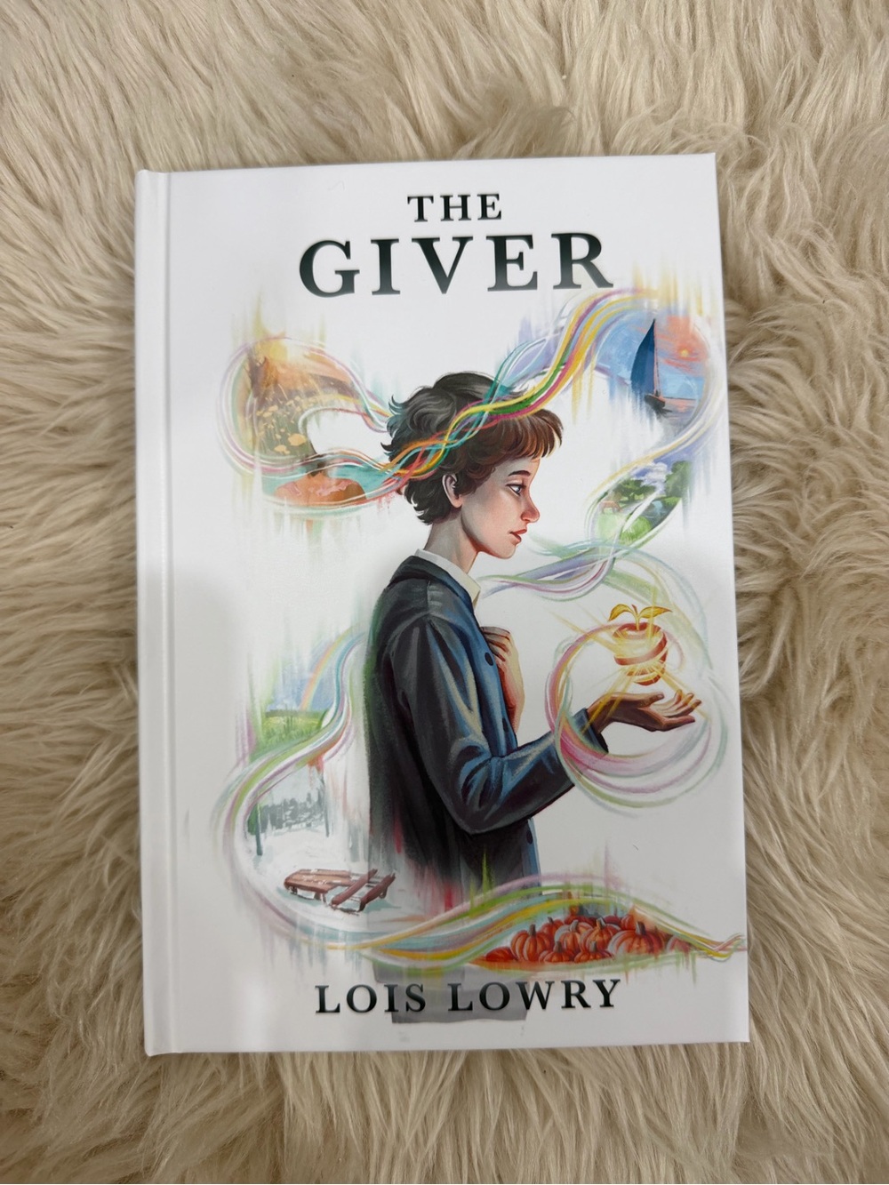 The Giver - White Hardcover (Collector Edition)